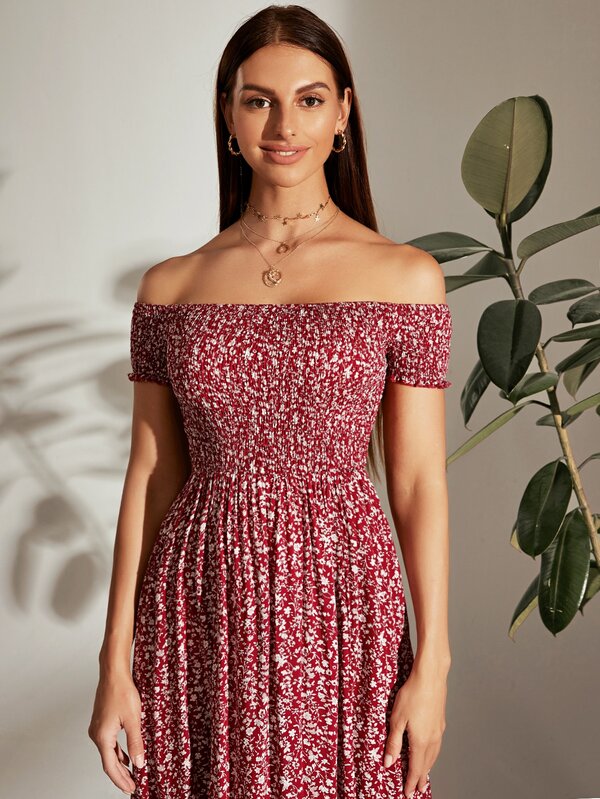 Vestido Longo Ombro A Ombro Com Lastex E Fenda Lateral