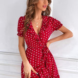 Vestido Curto Transpassado Com Babados E Estampa Poá