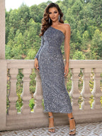 Vestido Longo Com Ombro Único E Manga Longa