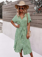 Vestido Midi Com Faixa E Estampa Floral Delicada