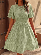 Vestido Midi Com Lastex E Estampa Floral Minimalista Casual