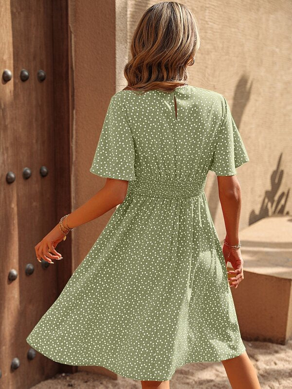 Vestido Midi Com Lastex E Estampa Floral Minimalista Casual