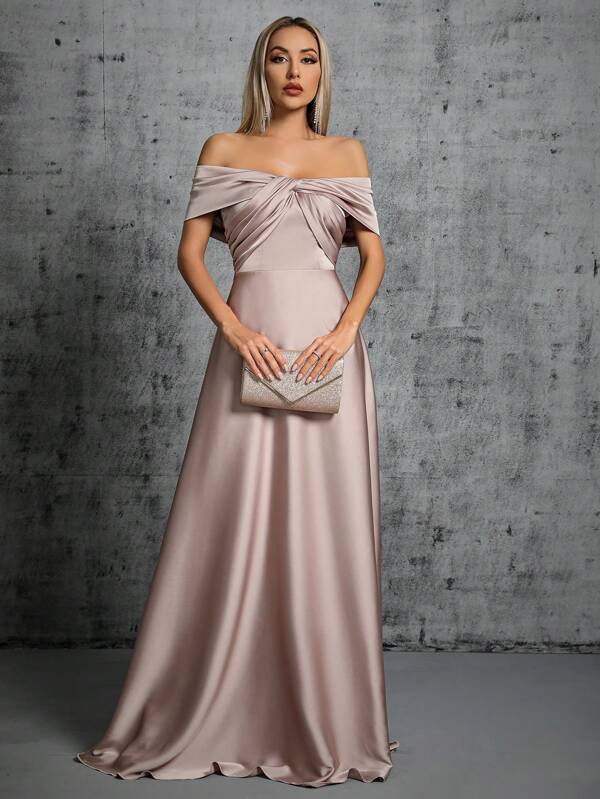 Vestido Longo Ombro A Ombro Com Torcido Frontal