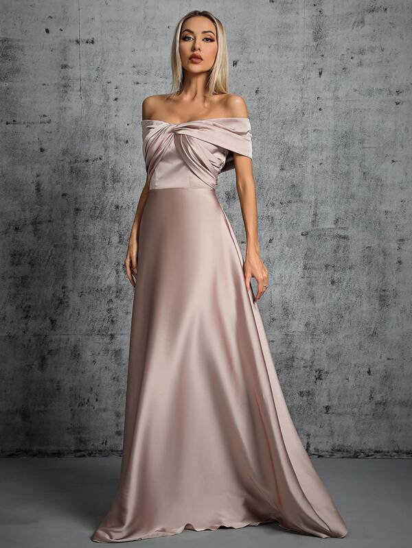 Vestido Longo Ombro A Ombro Com Torcido Frontal