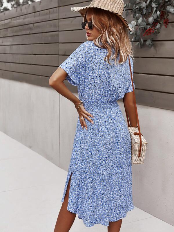 Vestido Midi Com Faixa E Estampa Floral Delicada