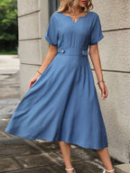Vestido Midi Evasê Acinturado Com Botões Estilo Casual