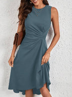 Vestido Midi Sem Manga Com Franzido E Barra Assimétrica