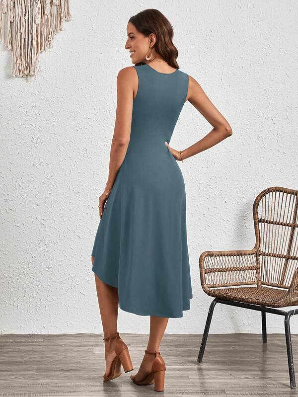 Vestido Midi Sem Manga Com Franzido E Barra Assimétrica
