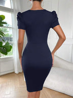 Vestido Midi Ajustado Com Recorte Geométrico