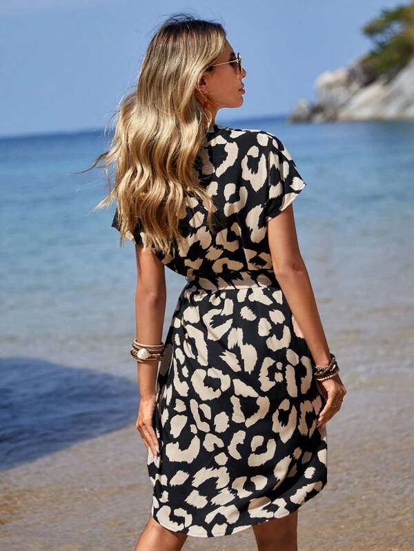 Vestido Midi Acinturado Com Faixa E Estampa Animal Boho