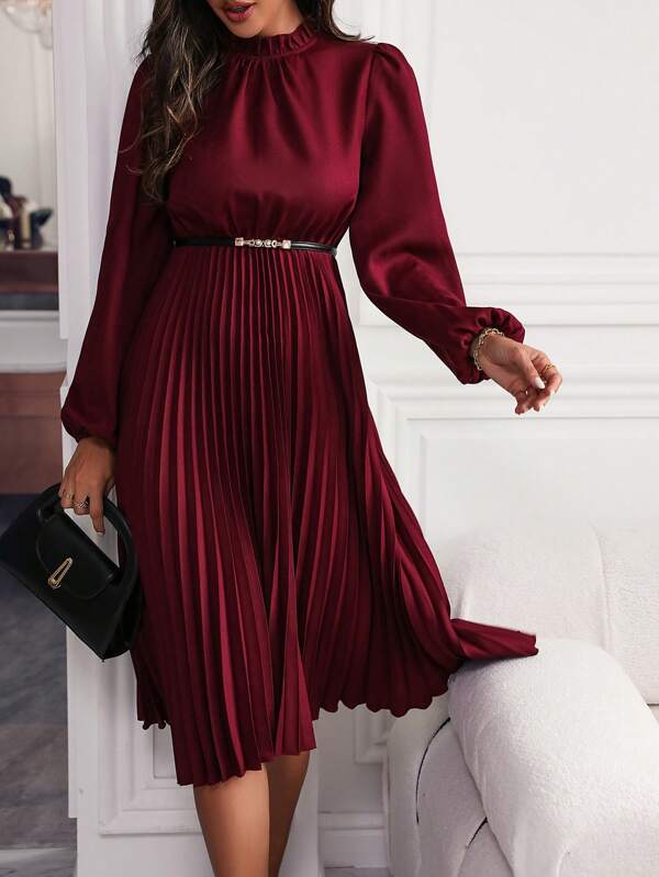 Vestido Midi Plissado Com Manga Longa E Cintura Marcada