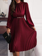 Vestido Midi Plissado Com Manga Longa E Cintura Marcada