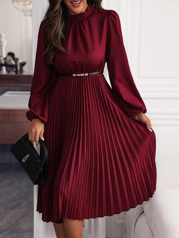 Vestido Midi Plissado Com Manga Longa E Cintura Marcada