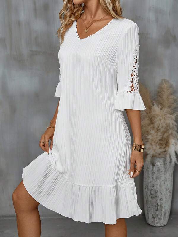 Vestido Midi Canelado Decote V Com Renda Estilo Romântico