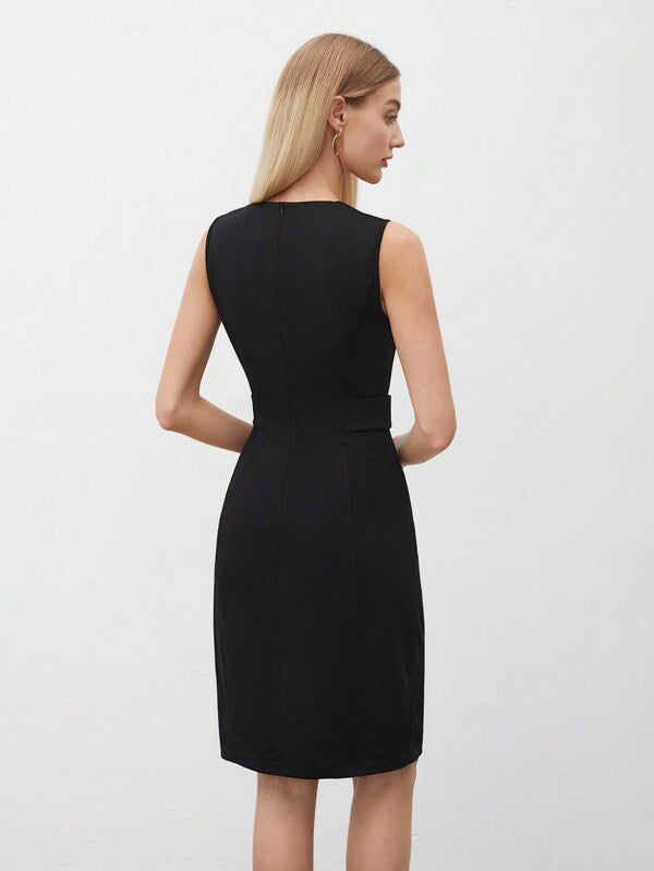 Vestido Midi Ajustado Com Decote V Minimalista