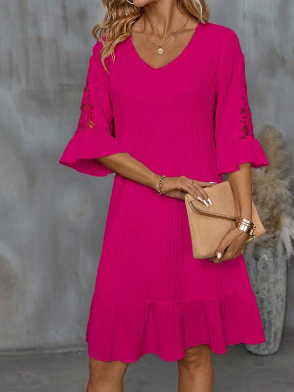 Vestido Midi Canelado Decote V Com Renda Estilo Romântico