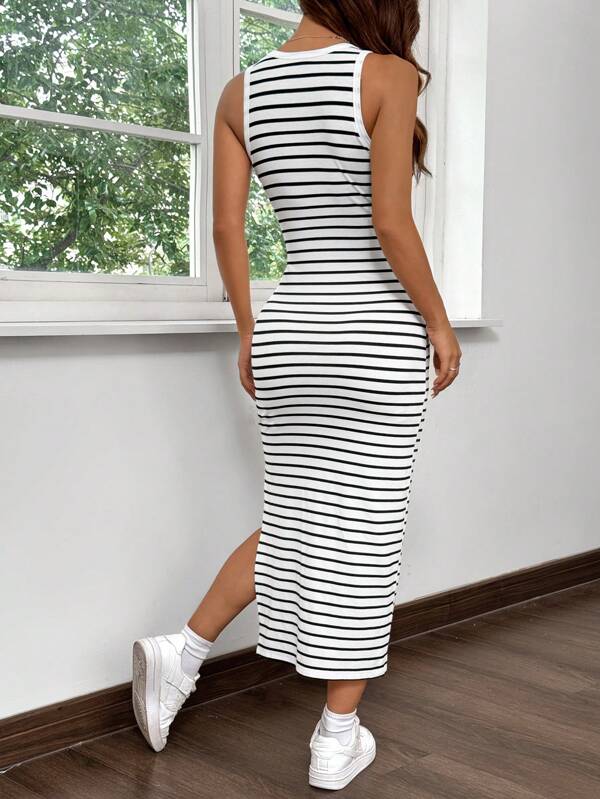 Vestido Midi Regata Ajustado Estampa Listrada Com Fenda