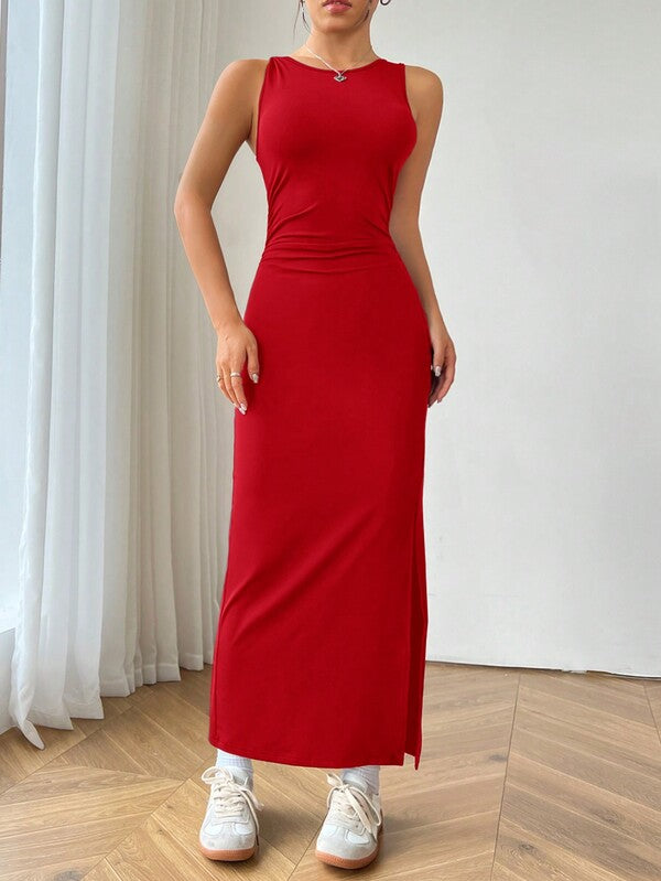 Vestido Longo Regata Ajustado Com Fenda Estilo Minimalista