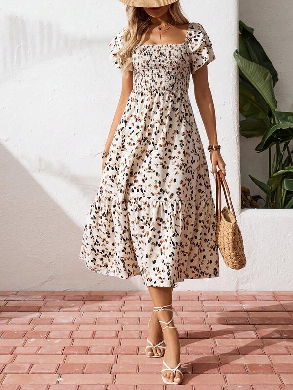 Vestido Midi Com Lastex E Estampa Delicada Floral