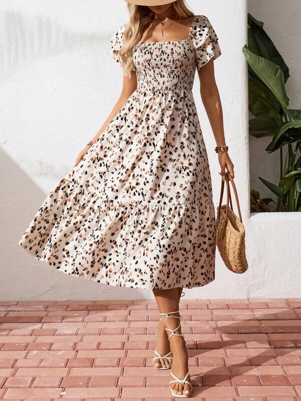 Vestido Midi Com Lastex E Estampa Delicada Floral