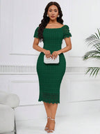 Vestido Midi Rendado Com Manga Curta Evasê