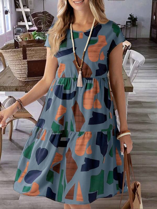 Vestido Soltinho Com Recortes Estampa Abstrata Casual