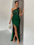 Vestido Longo Com Corpete Em Paetês E Fenda