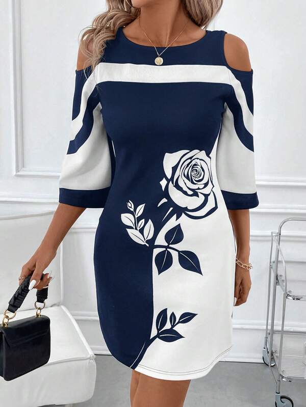 Vestido Midi Com Ombros Vazados E Estampa Floral