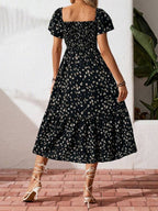 Vestido Midi Com Lastex E Estampa Delicada Floral