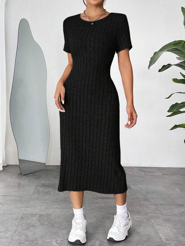 Vestido Midi Canelado Ajustado Manga Curta Estilo Minimalista