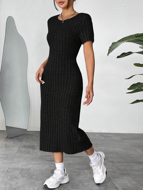 Vestido Midi Canelado Ajustado Manga Curta Estilo Minimalista