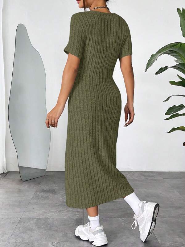 Vestido Midi Canelado Ajustado Manga Curta Estilo Minimalista