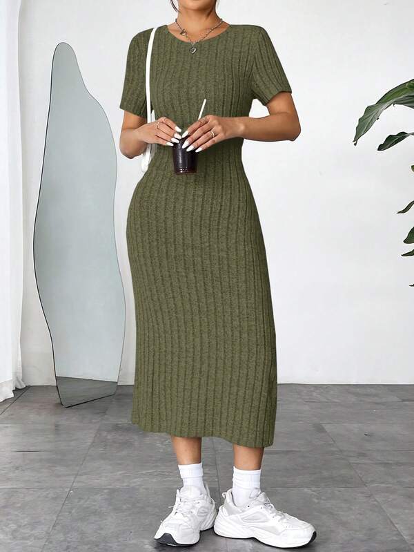 Vestido Midi Canelado Ajustado Manga Curta Estilo Minimalista