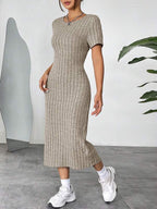 Vestido Midi Canelado Ajustado Manga Curta Estilo Minimalista