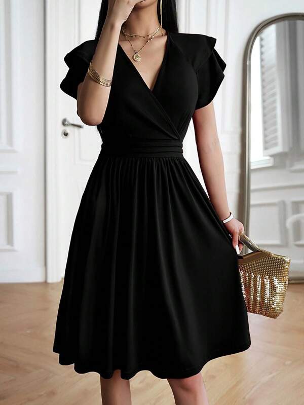 Vestido Midi Transpassado Acinturado Com Babados Elegante