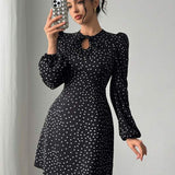 Vestido Curto Com Manga Bufante E Estampa Poá Elegante