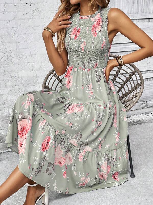 Vestido Midi Com Lastex E Estampa Floral Delicada
