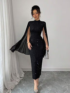 Vestido Midi Gola Alta Com Manga Capa E Brilho