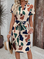 Vestido Curto Decote V Com Faixa Acinturada Estilo Casual