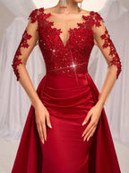 Vestido Longo Com Renda Bordada E Saia Sobreposta