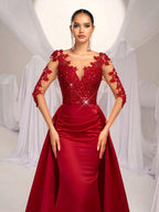 Vestido Longo Com Renda Bordada E Saia Sobreposta
