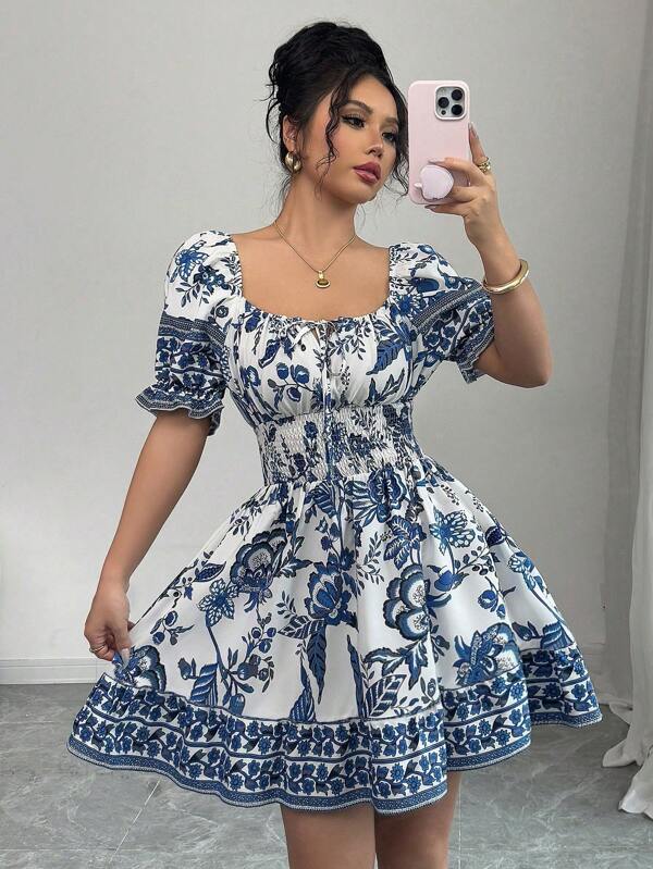 Vestido Curto Lastex Com Manga Bufante Floral