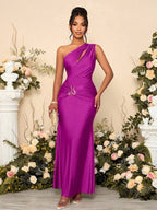 Vestido Longo Ombro Único Com Drapeado E Fivela