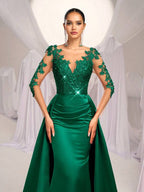 Vestido Longo Com Renda Bordada E Saia Sobreposta