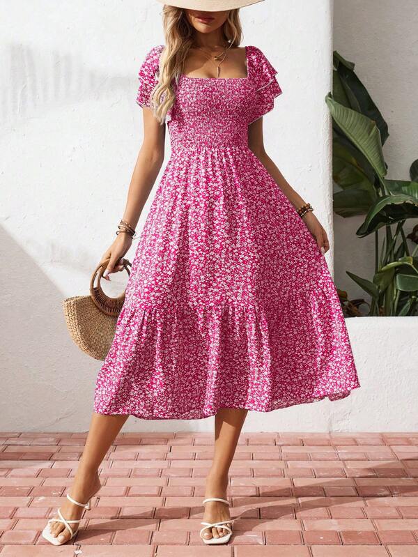Vestido Midi Com Lastex E Estampa Floral Romântica