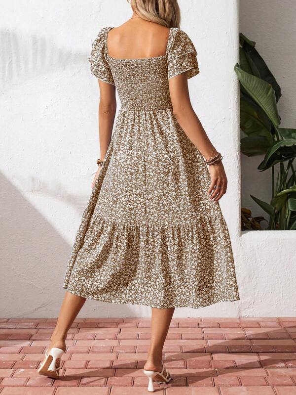 Vestido Midi Com Lastex E Estampa Floral Romântica