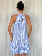 Vestido Curto Frente Única Com Babados Listrado