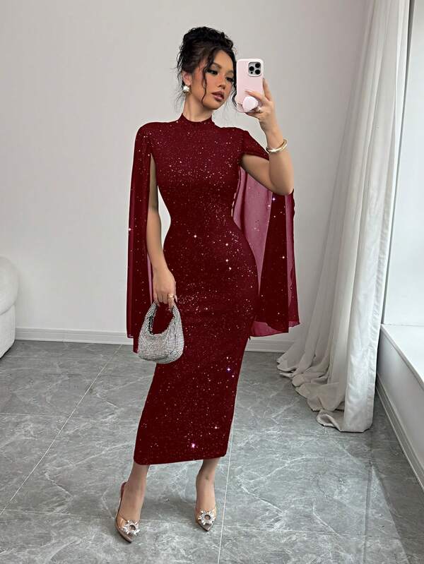 Vestido Midi Gola Alta Com Manga Capa E Brilho