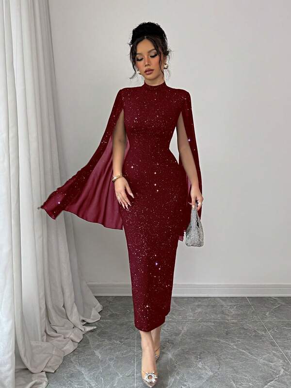 Vestido Midi Gola Alta Com Manga Capa E Brilho