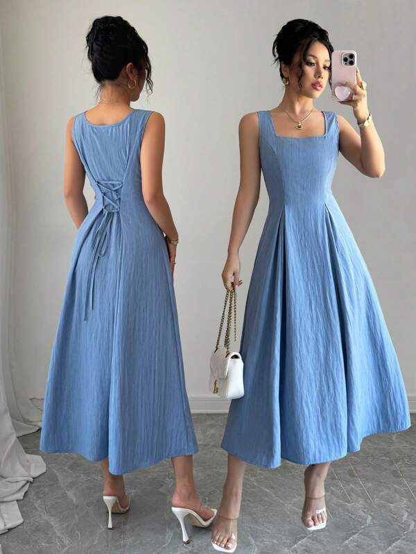 Vestido Longo Evasê Com Amarração Nas Costas Elegante